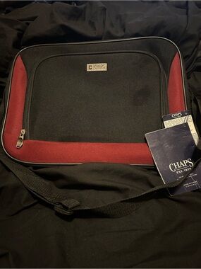 Chaps Huntley Messenger bag Black and Burgundy Laptop Messenger Bag🔥